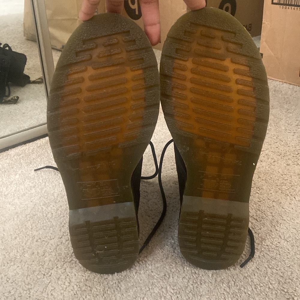 Doc Martens - Picture 2 of 3